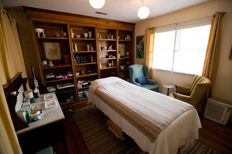 Blue Heron Acupuncture and Apothecary clinic