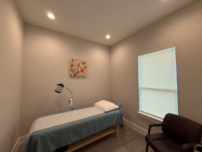 White Stone Acupuncture clinic