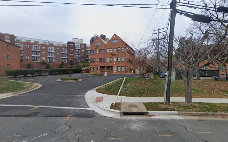 Sarah Shupe Hung, L.Ac. - Acupuncture Alexandria LLC clinic