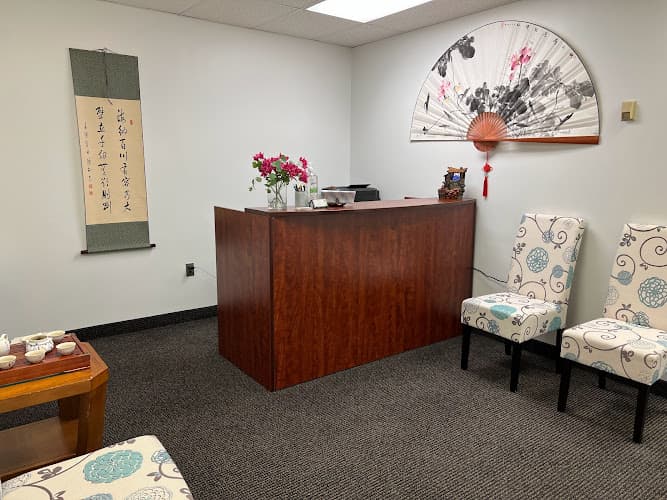 McLean Holistic Acupuncture with Hu & Xu clinic
