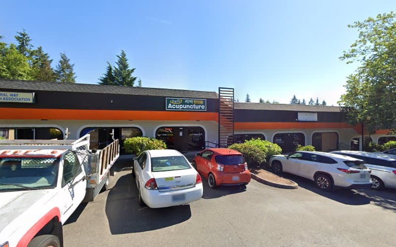 Acupuncture & Herbal Clinic- Ye Qijian Ye clinic